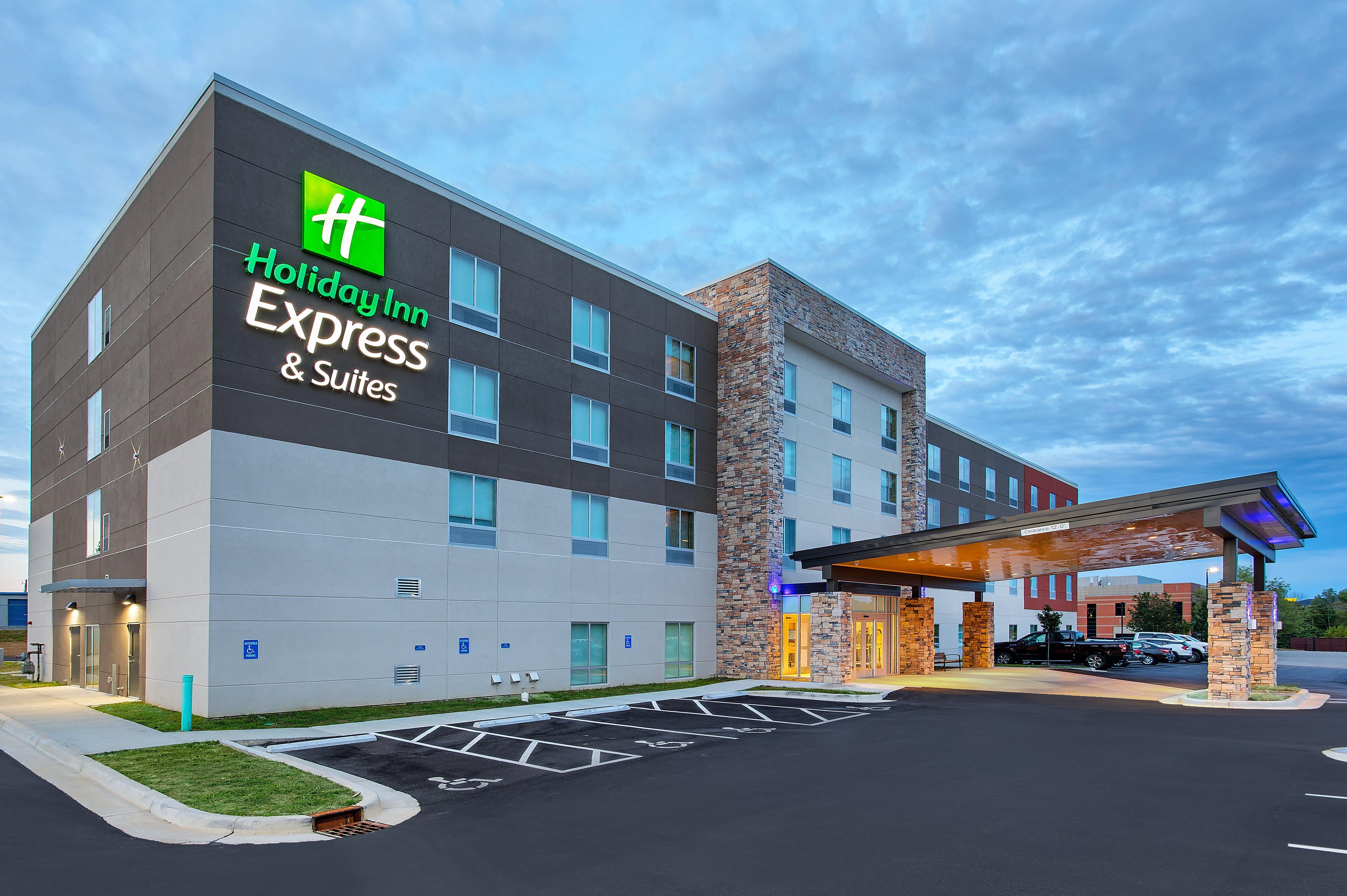 Holiday Inn Express & Suites - La Grange By Ihg Esterno foto